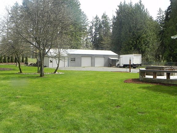 4th image of 12325 78th Ave E