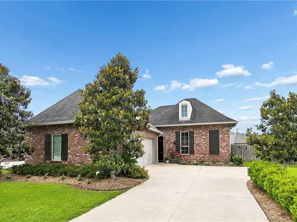 1032 Deer Park Dr, Madisonville, LA 70447