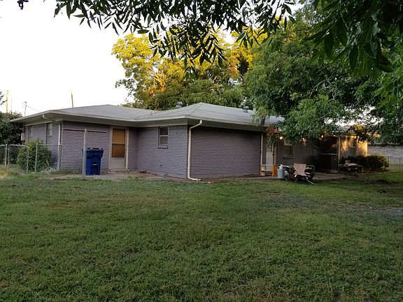 4th image of 2415 Fannin St