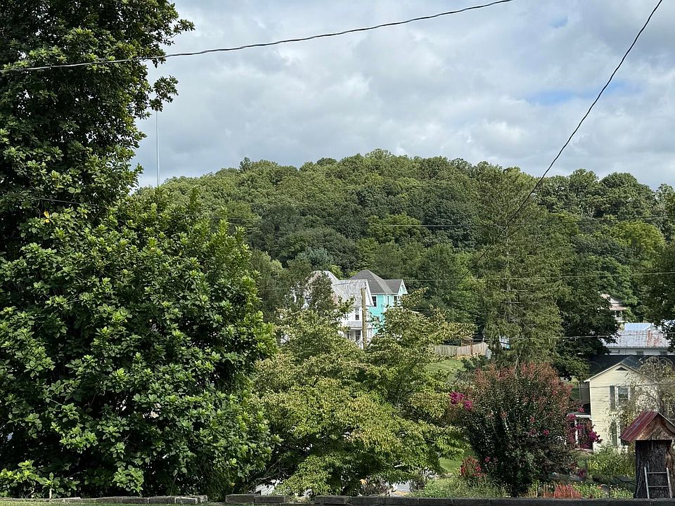 2nd image of 42 High St