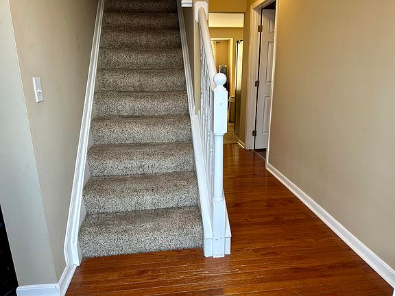 4th image of 11205 McKays Ct