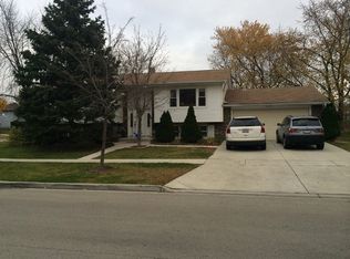 7320 Astor Ave, Hanover Park, IL 60133