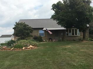 3 Lakeview Dr, Spring Grove, PA 17362