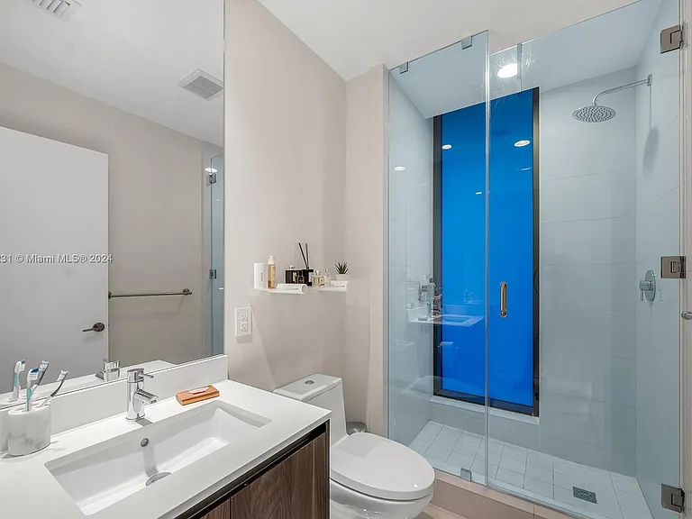 480 NE 31st St #1701 — Photo 26