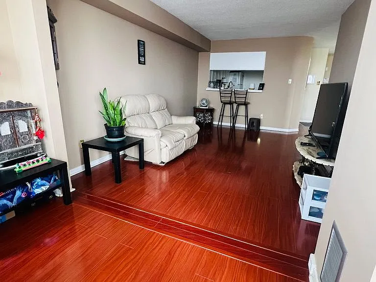 26 Hanover Rd #1507 — Photo 18