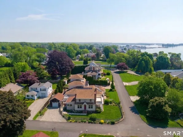 9 First Avenue, Branford, CT 06405