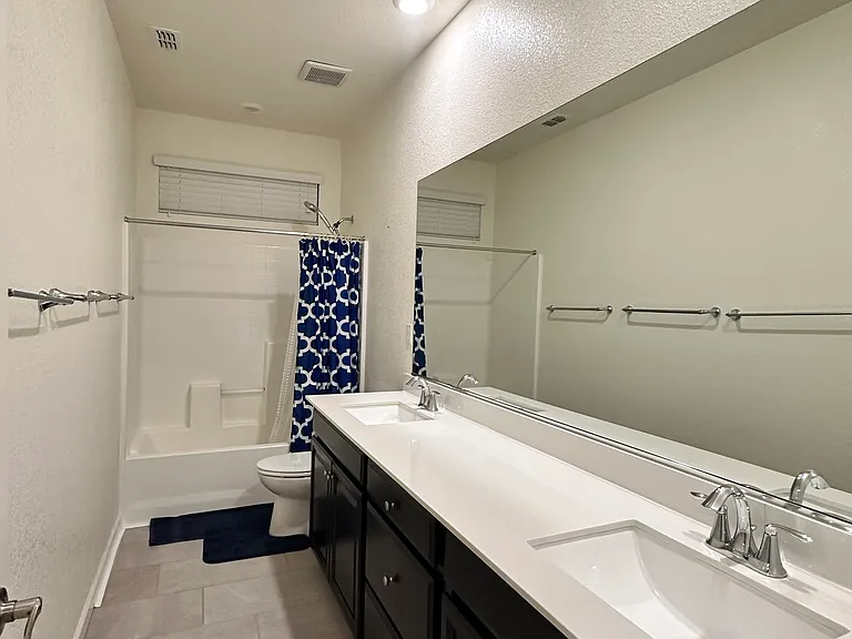 Vino Verde Ct — Photo 20