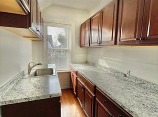 111 Denver St FLOOR 2, Pawtucket, RI 02860