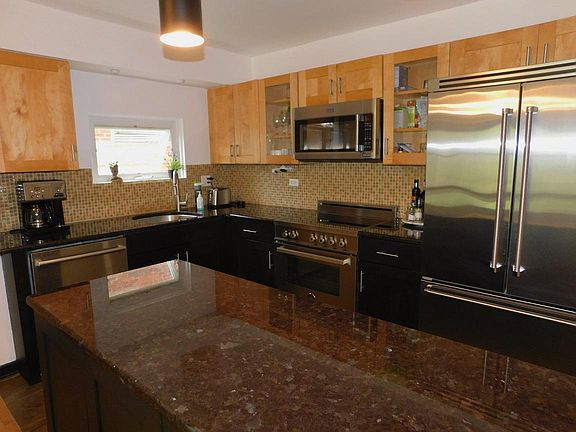 4th image of 1414 Hinman Ave APT 3C
