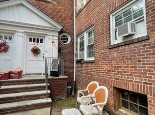 177 3rd St #1, Staten Island, NY 10306