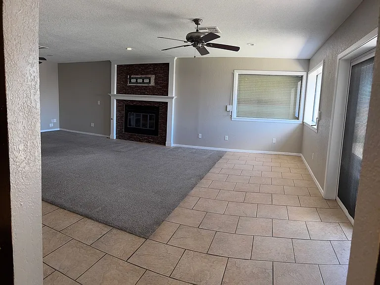 857 Robinson Ln — Photo 12