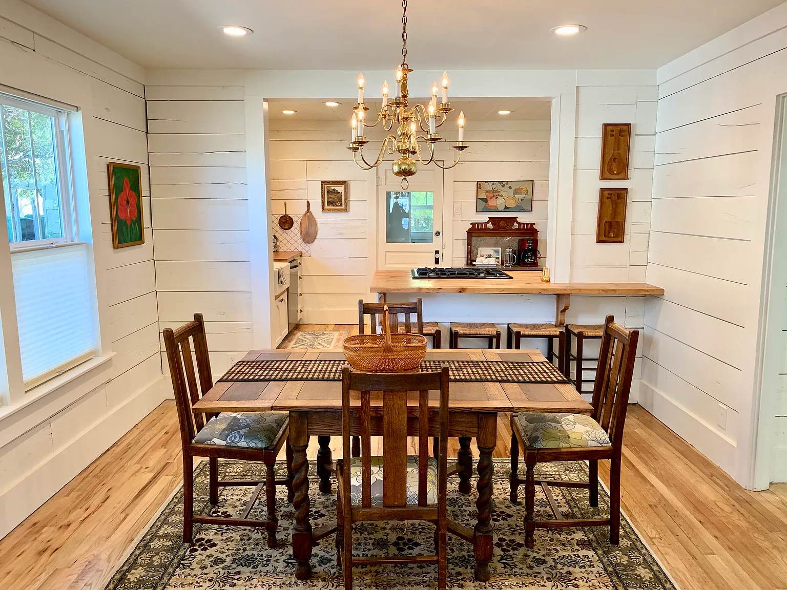 2 bed, $3,000 — Photo 4