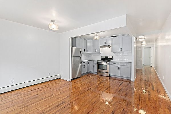 1st image of 209 W 123rd St #1