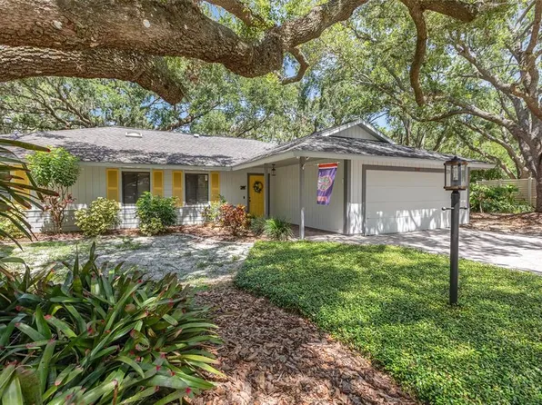 3087 Heather Lake Dr, Sarasota, FL 34235