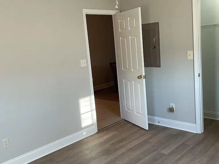 123 Westchester Cir — Photo 31