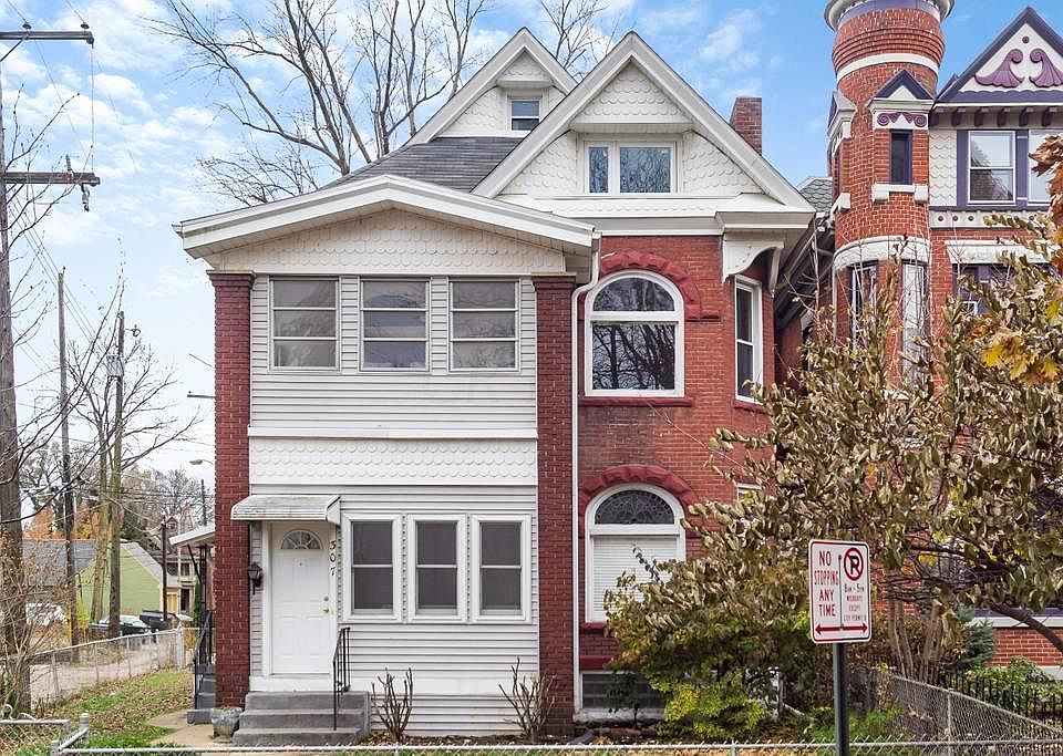 1st image of 307 W 6th Ave