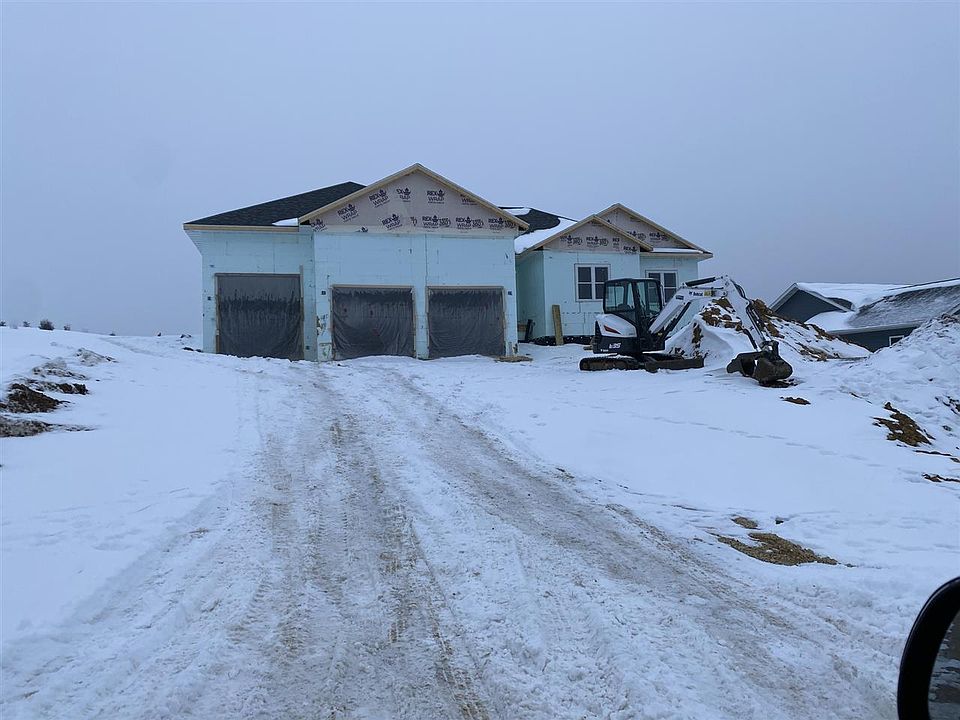 1st image of 309 Diamond Oaks