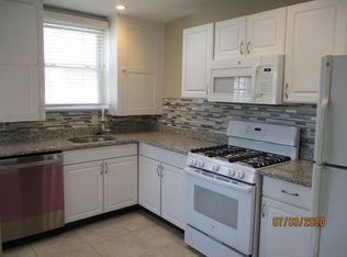 880 Timberman Rd, Grandview Heights, OH 43212