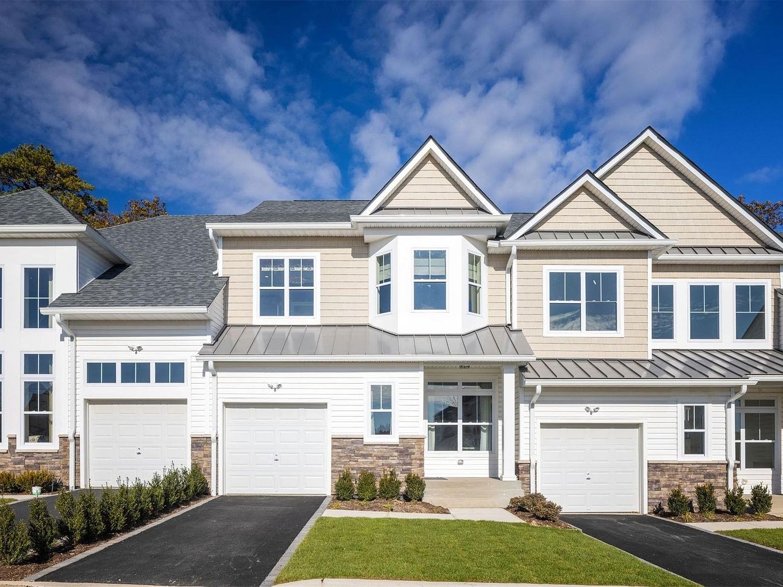 1239 Old Nichols Road #63, Islandia, NY 11749 | Zillow