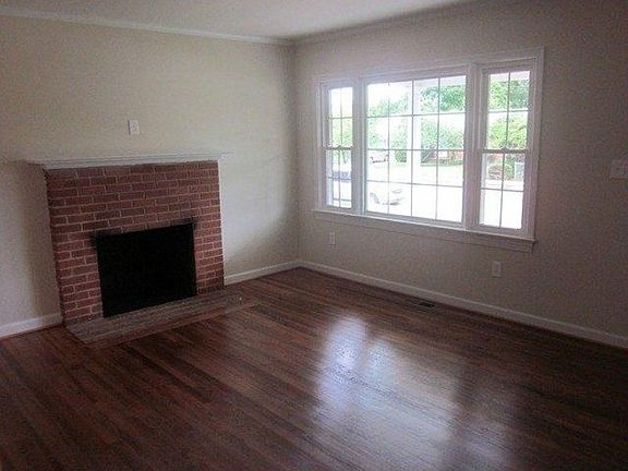 4th image of 4121 Eby Dr
