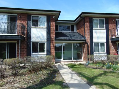 2419 E Olive St APT 1G, Arlington Heights, IL, 60004