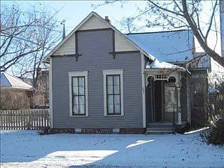 2nd image of 807 E Jackson St