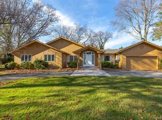 79 Meadow Woods Road, Great Neck, NY 11020