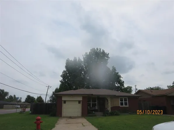 5020 Memory Ln, Oklahoma City, OK 73112