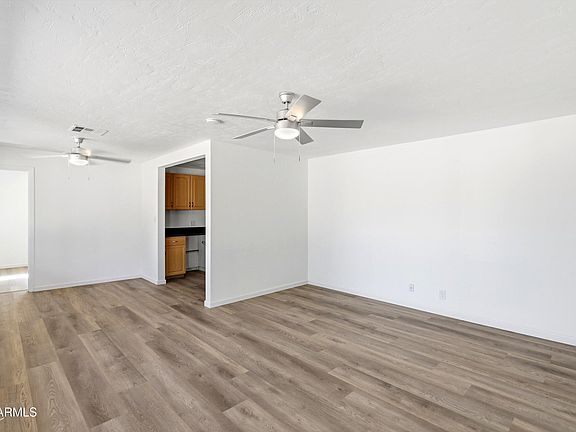 3rd image of 3433 E Coronado Road