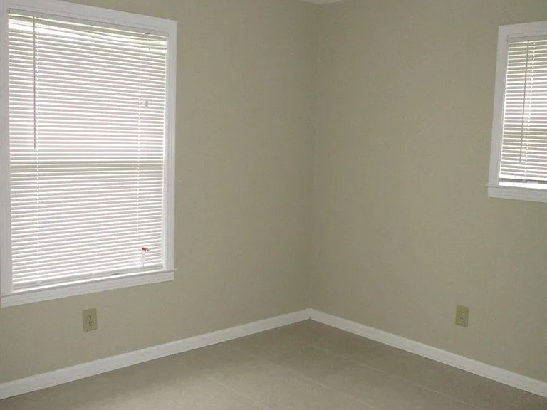 1604 Gary Ave — Photo 16
