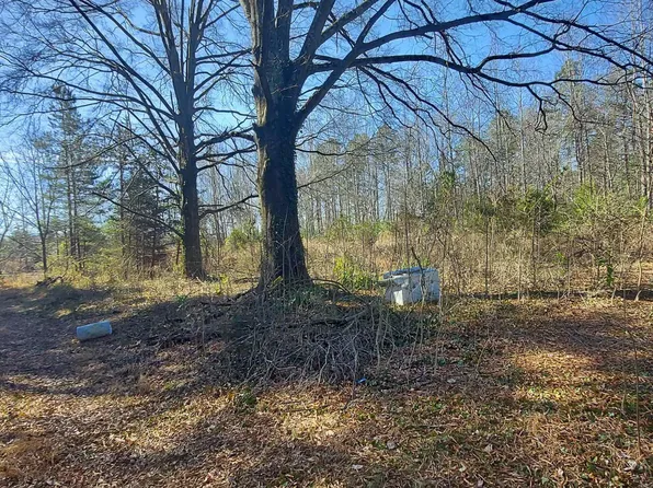 5000 Stoney Point Rd, Walkertown, NC 27051