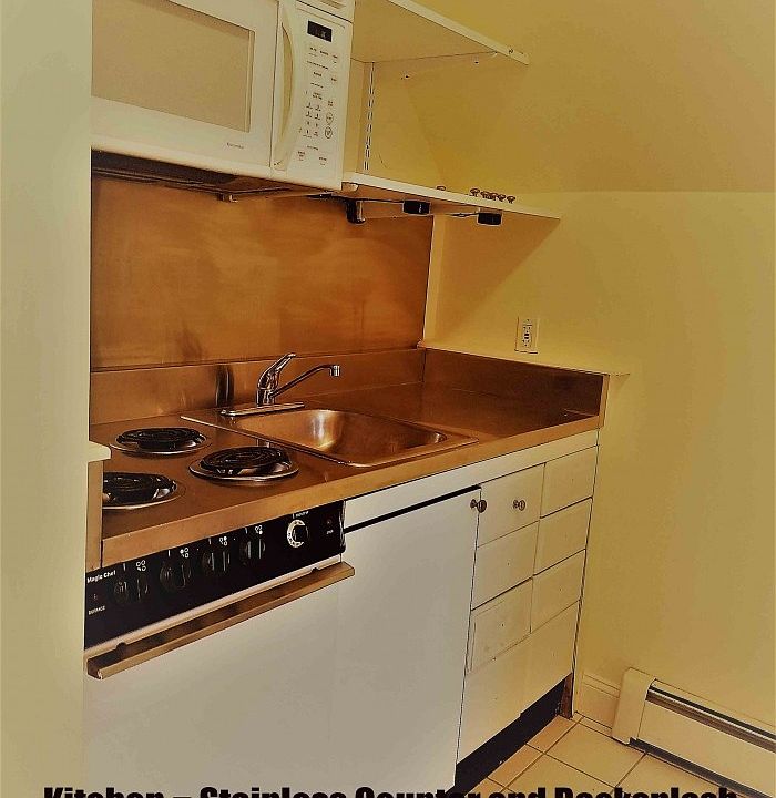 1st image of 16 Parkview Ave Floor 3