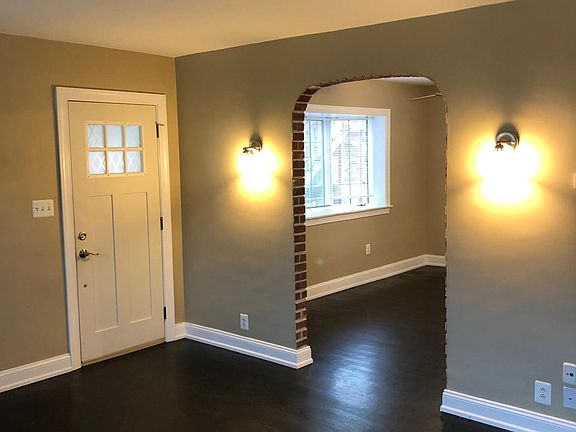 5th image of 12 Maple Dr