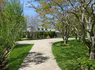 317 Cobb Rd, Water Mill, NY 11976