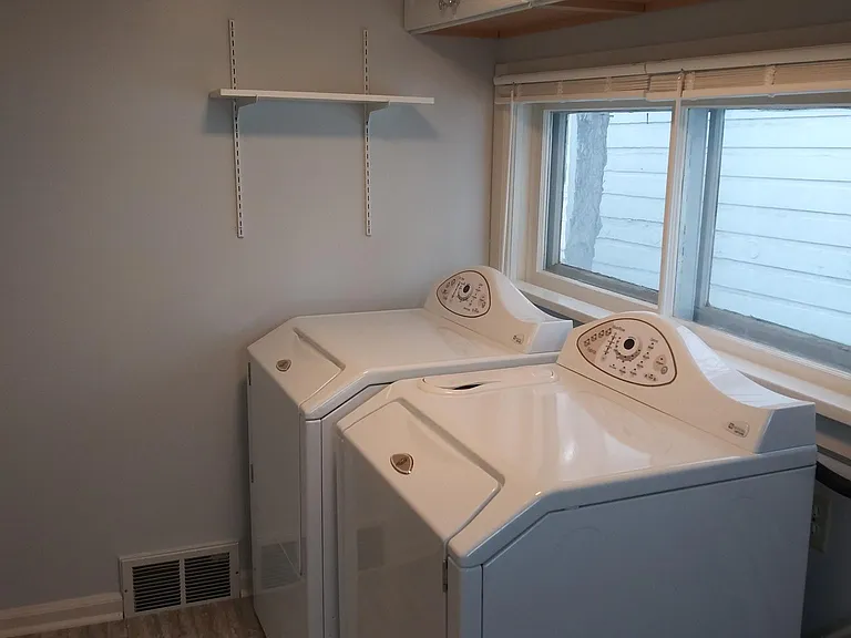 Laundry/Mud Room