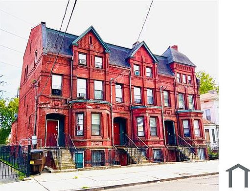1st image of 530 E Washington Ave #1