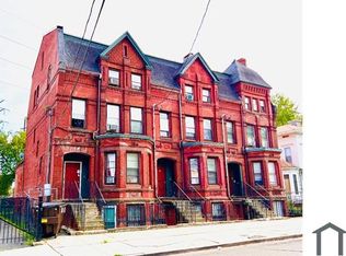 530 E Washington Ave #1, Bridgeport, CT 06608