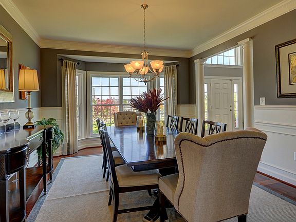 Formal dining room