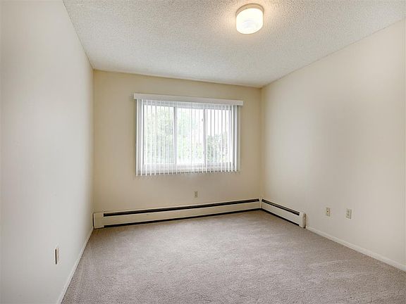 4th image of 2310 Silver Ln #20-101