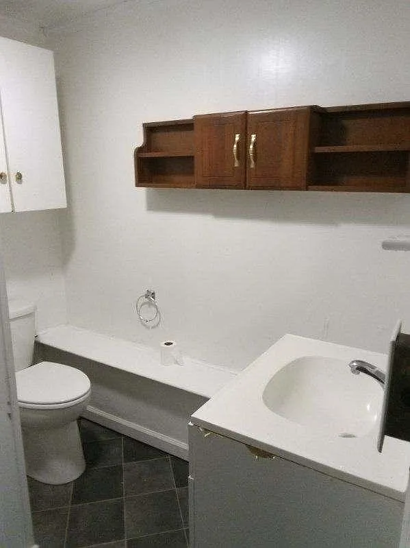 1 bed, 700 sqft, $1,300 — Photo 4