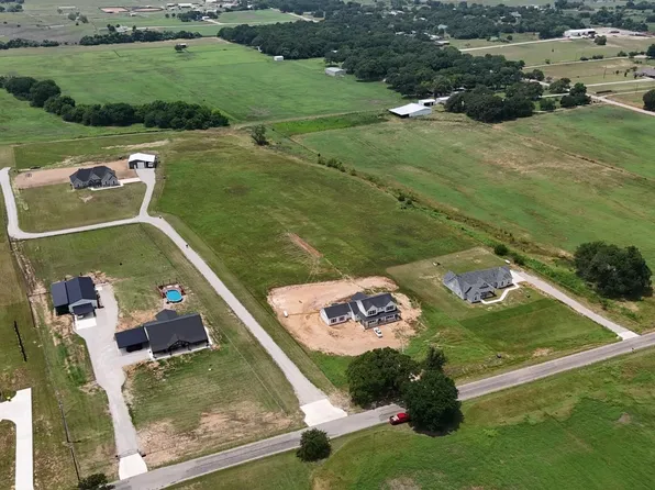 210 County Road 3340, Paradise, TX 76073