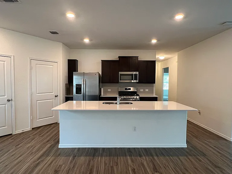 3801 Alpine Autumn Dr — Photo 6