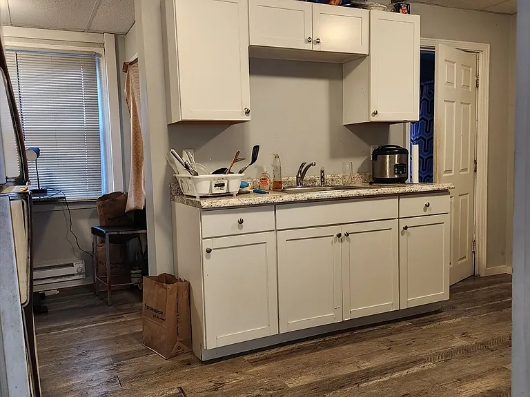 213 Lincoln St #1R — Photo 3