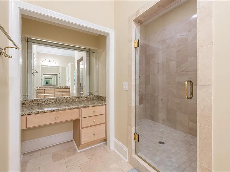 680 W Paces Ferry Rd NW — Photo 29
