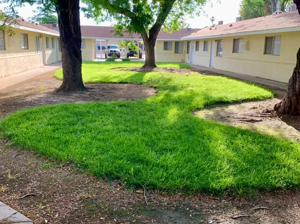 480 S Laspina St, Tulare, CA 93274