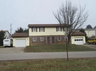 379 Johnathan Ln #B, Zanesville, OH 43701