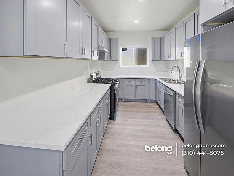 20144 Stagg St — Photo 8