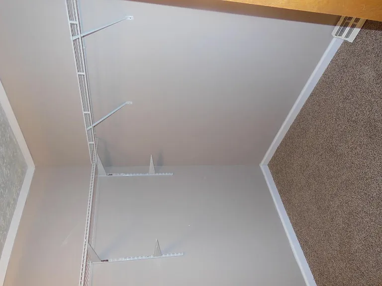 204 Cal Ave — Photo 6