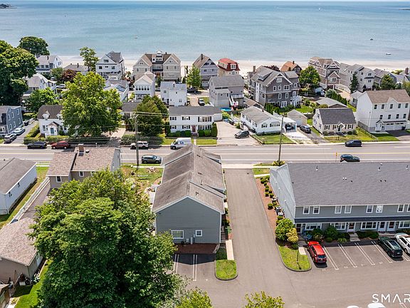 3rd image of 402 Mariners Walk #402