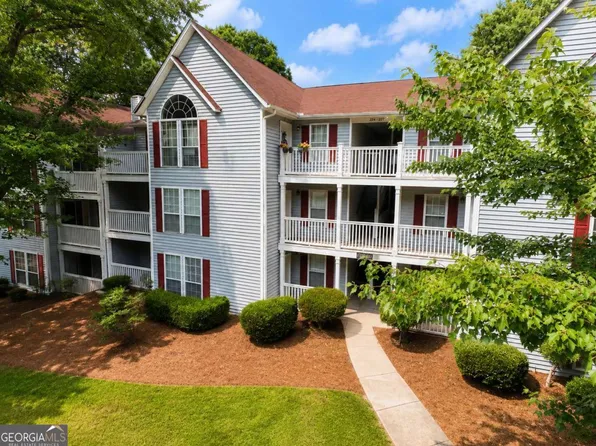 233 Cobblestone Trl, Avondale Estates, GA 30002